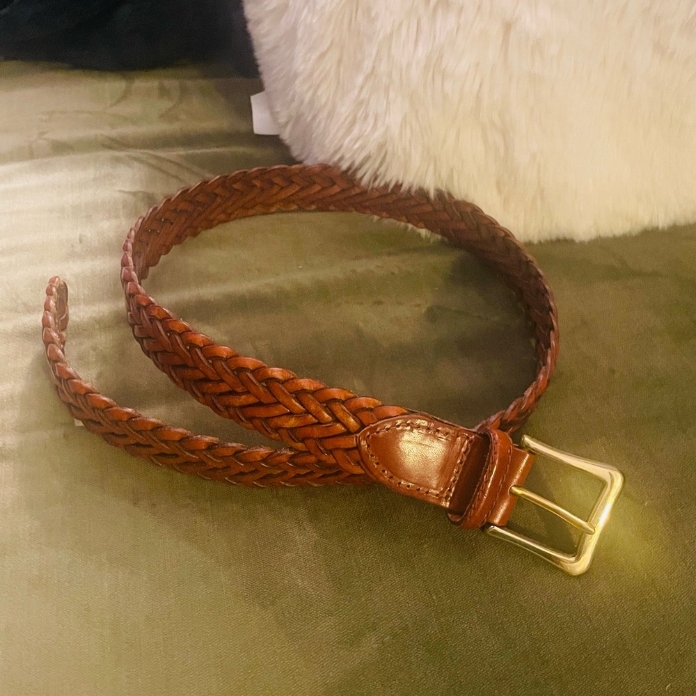 Talbot’s Braided Leather Belt with Solid Brass Buckle XS.